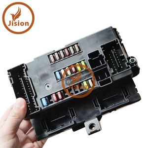 อะไหล่เครื่องจักรก่อสร้าง กล่องฟิวส์ 5801973991 อะไหล่รถขุด - Product Image 2