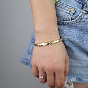 <span class=keywords><strong>Bracciale</strong></span> Rigido <span class=keywords><strong>in</strong></span> <span class=keywords><strong>Oro</strong></span> con Design a Stella e Effetto Starburst per Donne, Moda con Zirconi Bianchi e Blu - Product Image 3