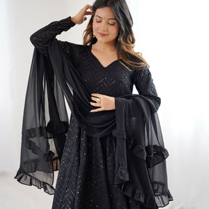 Tela Anarkali de la Mejor Calidad en Color Negro, Georgette Fox Puro y Suave con Bordado de Lentejuelas Lukhnawi, Precio al por Mayor - Product Image 1