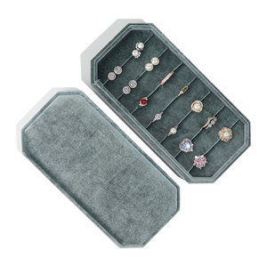 Mini Bolsas de Viaje de Terciopelo para Joyas, Anillos, Collares, Estuches de Almacenamiento con Bandeja Protectora para Viajes - Product Image 6