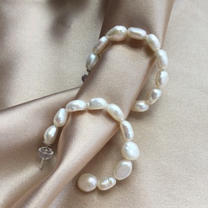 Customized Lady Sterling 925 <strong>Silver</strong> <strong>Hoop</strong> <strong>Earrings</strong> with White Natural 6-7mm Baroque Pearl <strong>Silver</strong> Plated Classic Style - Product Image 3