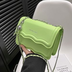 Bolso Bandolera Pequeño Cuadrado con Patrón Ondulado para Mujer, Bolsos Cruzados de Piel Sintética con Cadena, Bolso de Hombro Único para Mujer, Modelo CY135 - Product Image 3
