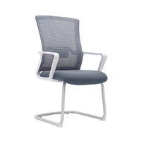 Chaise de bureau exécutive moderne en acier - Design ergonomique, hauteur réglable, pivotante, empilable et mobile pour usage commercial