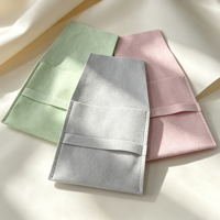 Pochette à bijoux en velours pour protéger les bijoux fins de l'abrasion, idéale pour l'emballage cadeau et l'organisation quotidienne des bijoux