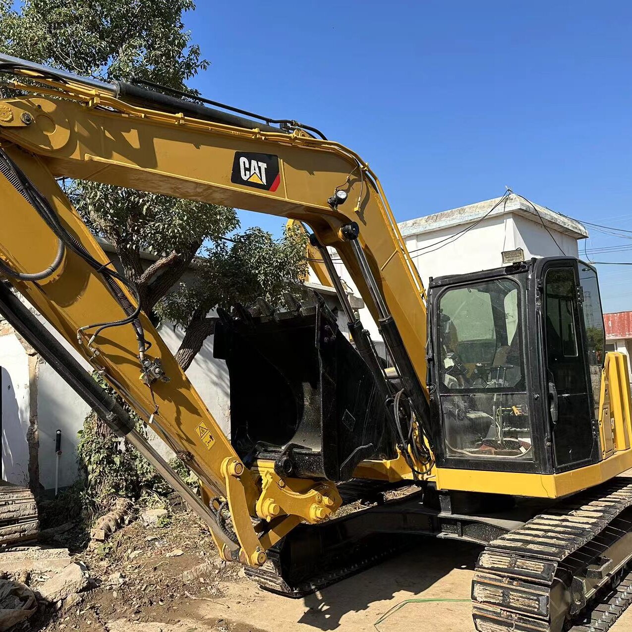 Оригинальный подержанный экскаватор CAT 310, японский подержанный экскаватор с дозером, резиновая гусеница