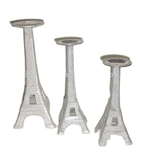 Juego de 3 candelabros de torre de metal de aluminio hechos a mano de TVAKM modelo 202 para uso doméstico a la venta - Product Image 1
