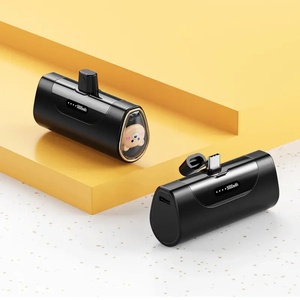 Chargeur de téléphone portable M-Queen, mini batterie externe portable, porte-clés avec câbles intégrés, 5000 mAh - Product Image 1