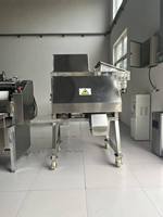 Automatische industriële groenteverwerkingsmachine aardappel wortel fruit snijmachine blokjes snijder