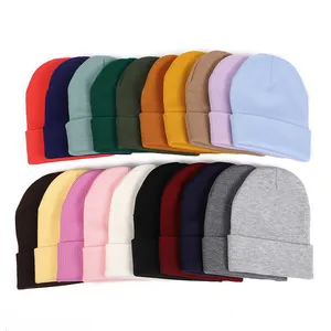 Berretto acrilico cappello moda ricamo inverno Logo personalizzato lavorato a maglia donna adulti immagine Design personalizzato è Ok berretti sportivi 21*35cm