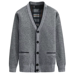 Fabricants de vêtements sur mesure, <span class=keywords><strong>pull</strong></span> en tricot uni à <span class=keywords><strong>manches</strong></span> longues classique pour homme, cardigan à col en V boutonné pour homme <span class=keywords><strong>avec</strong></span> poches - Product Image 1