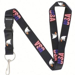 Cordón para el cuello con bandera estadounidense y soporte para llaves o identificación, con hebilla desmontable/de liberación rápida para llaves o credenciales - Product Image 1