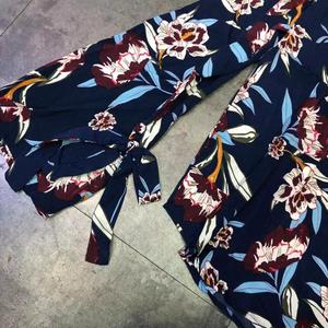 2023 nouveau printemps été dames imprimé à manches longues Blouse Stock <span class=keywords><strong>Lot</strong></span> vêtements Stock Blouse décontractée chemise - Product Image 6