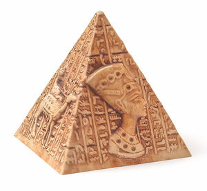 Pyramide souvenir personnalisé de Cheops en boule de verre Souvenir - Product Image 5