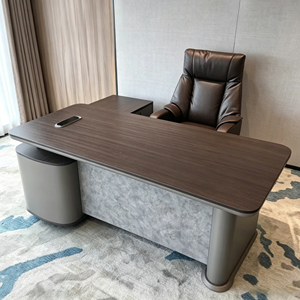 Bureau de direction en bois de luxe, bureau moderne pour PDG avec armoire de rangement, pieds en métal pour espace de travail de directeur ou de gestionnaire - Product Image 2