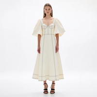 Nouvelle Robe Midi Femme Élégante Blanc Cassé Col Rond Manches Bouffantes à Coutures Contrastantes et Corsage Panneauté Coupe Évasée Personnalisable Vente en Gros
