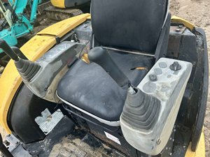 Stock prêt Mini pelle Cat 303CR 3.5 tonnes Caterpillar 303 303C 303E 303.5E 303.5E2 cat303.5 pelleteuses d'occasion - Product Image 5