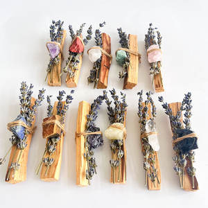 Natürliche Palo-Santo-Stäbchen mit Lavendel und Heilkristallen für Meditation und Energieausgleich zur Reinigung von Räumen - Product Image 2