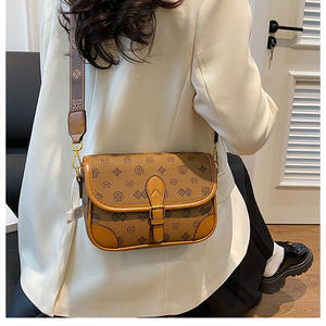 Vintage impression femmes sacs 2025 nouveaux sacs de bureau pour femmes luxe rétro mode épaule petits sacs carrés en gros - Product Image 1