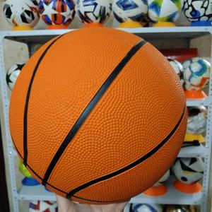 Funda de baloncesto de alta calidad, profesional, original, personalizada, tamaño 7, de caucho natural, con estampado de airbag y peso G. - Product Image 1