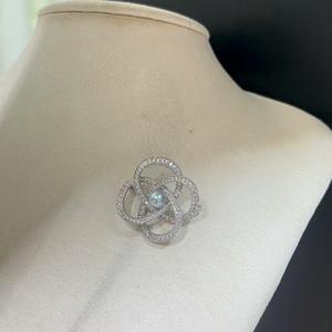 Suéter de Lino Genuino con Incrustaciones de la Serie Plata, Chapado en Oro de 18K, Líneas Simples, Alas, Perla de Agua de Mar, Estilo Floral, Elegante - Product Image 5