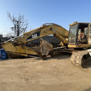 Excavatrice sur chenilles Caterpillar d'occasion 30 tonnes 325BL 330BL 320BL 320CL avec pompe et moteur, godet de 1,8 m, puissance de 195 W - Product Image 6