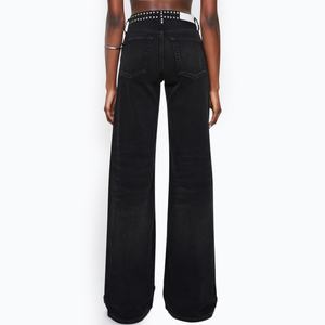 Jeans de mezclilla casuales OEM personalizados para mujer, de corte holgado y pierna ancha, con pedrería, lavado negro - Product Image 4