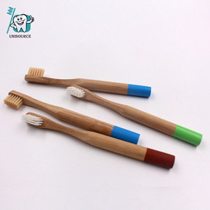 แปรงสีฟันด้ามไม้ไผ่ เป็นมิตรกับสิ่งแวดล้อม ย่อยสลายได้ พร้อมขนแปรงไนลอน สำหรับผู้ใหญ่ ใช้แบบธรรมดา - Product Image 1
