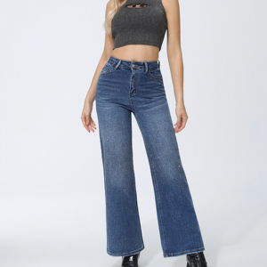 Jeans Lavati con Strass, Gamba Larga Comoda e Dritta, Design Unico e Materiale Confortevole per Varie Occasioni - Product Image 1