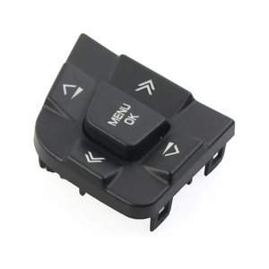 Los botones multifunción izquierdo y derecho del volante LR095537 y LR095540 para Land Rover Discovery - Product Image 1
