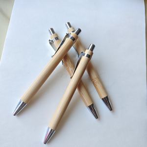 Penna a Sfera Creativa in Bambù con Meccanismo a Pressione, Cancelleria per Ufficio, Regalo Promozionale, Inchiostro Multicolore, Stampa UV/Digitale - Product Image 5