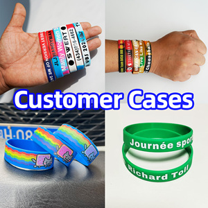 Bracelets de sport imperméables, matériau élastique doux. Numéros et logos de joueurs personnalisés. Résiste à la sueur et à l'eau. - Product Image 2