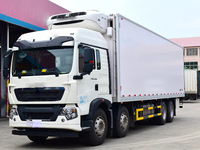 Nouveau camion frigorifique diesel manuel 4x2 avec conteneur et remorque en acier pour la réfrigération
