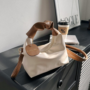 <span class=keywords><strong>Sac</strong></span> bandoulière plissé nuage en <span class=keywords><strong>cuir</strong></span> souple PU style coréen avec fermeture éclair, petit format, texture unique, pour <span class=keywords><strong>femme</strong></span>, nouvelle collection été 2024 - Product Image 1
