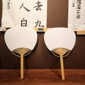 Vente chaude Style japonais bambou papier ventilateur de poche Pai Pai décor pour la maison Art mariages et événements en plein air pour les invités Promotions - Product Image 3