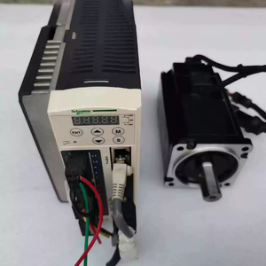 Moteur BCH2MR3013CF6C, série BCH2, moteur à bride de 180 mm, 3000 W, couple élevé, pour système d'entraînement mécanique automatisé PLC - Product Image 1