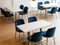 Ensemble de chaises de salle à manger en velours luxueux et table en marbre pour 2/4 personnes, mobilier commercial pour restaurant, café, bistrot