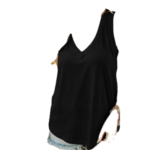 Camiseta sin Mangas con Cuello en V Acanalado Gris, Personalizable con Logotipo, al por Mayor para Mujer, Estilo Casual y Transpirable - Product Image 4