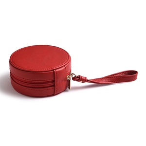 Sac à bijoux en cuir PU personnalisé avec logo de marque de style luxueux, sac de voyage miniature portable - Product Image 4