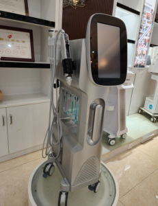 Máquina Facial 9 en 1 con Chorro de Oxígeno, Hidrodermoabrasión Ultrasónica, Equipo de Belleza para Rejuvenecimiento de la Piel y Cuidado del Acné - Product Image 2