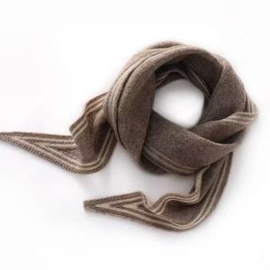 Automne hiver 100% Pure laine écharpe femmes doux cireux tricoté petit perforé Vintage Style chaud imprimé couleur assortie - Product Image 5