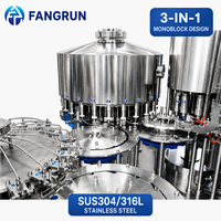 Machine industrielle monobloc entièrement automatique à grande vitesse pour le rinçage, le remplissage et le bouchage 3-en-1 d'eau potable pure et minérale