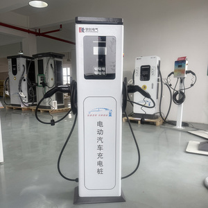 เครื่องชาร์จรถยนต์ไฟฟ้าแบบเร็ว OCPP AC 22KW แบบกำหนดเองได้ พร้อมหัวชาร์จคู่ ชนิดที่ 2 แบบติดตั้งบนพื้น - Product Image 1