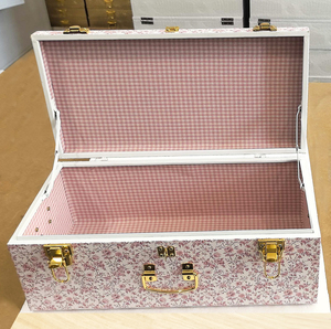 Hộp lưu trữ phong cách cho ngôi nhà. Có hoa văn tùy chỉnh trên ngoại thất và nội thất thêu. - Product Image 1