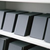 PVC de papier recyclé de panneau gris enduit de haute rigidité pour le transit de prévention d'effondrement d'emballage pour des produits chimiques de boîtes de bouteille de vin
