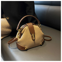 Sac fourre-tout léger et imperméable pour femme avec fermeture éclair, bandoulière durable en forme de coussin - Nouvelle collection de sacs à main pour femmes