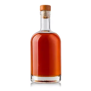 Bottiglie di vetro trasparente Super selce liquore trasparente da 200 Ml 250 Ml per Vodka di Whisky con tappo a vite tappi di sughero produttore di fascia alta