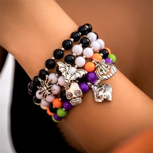 Pulsera de cadena con cuentas y dije de calavera personalizado para el Día de Todos los Santos, venta al por mayor - Product Image 3
