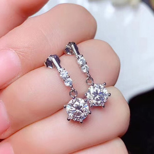 Orecchini Pendenti in Zirconia Effetto Moissanite, Eleganti per Ufficio, Uso Quotidiano e Feste, Gioielli da Donna, Idea Regalo - Product Image 2