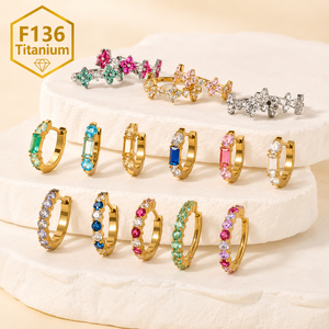 Orecchini a Cerchio Clicker in Titanio F136 con Zirconia Cubica Colorata per Piercing <span class=keywords><strong>Helix</strong></span>, Trago e Cartilagine - Vendita all'Ingrosso - Product Image 1