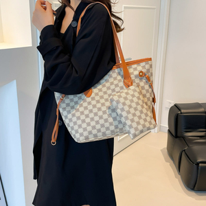 Bolsos de Mano de Lujo al por Mayor, Estilo Coreano, para Mujer, Elegantes, Grandes, Impermeables, de PU - Product Image 4